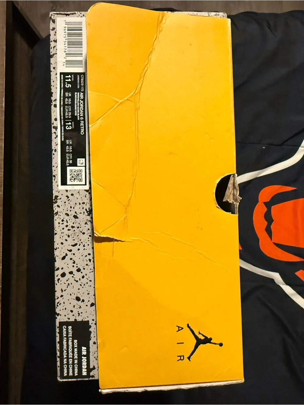 Air Jordan 6 Retro 'Yellow Ochre'  DAMAGED BOX